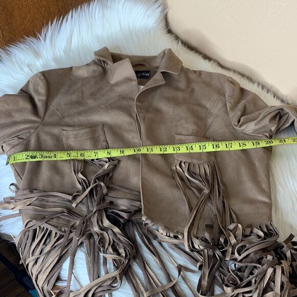 Union Of Angel Tan Fringe Faux Brushed Suede Shawna Jacket Size Medium - Picture 12 of 14